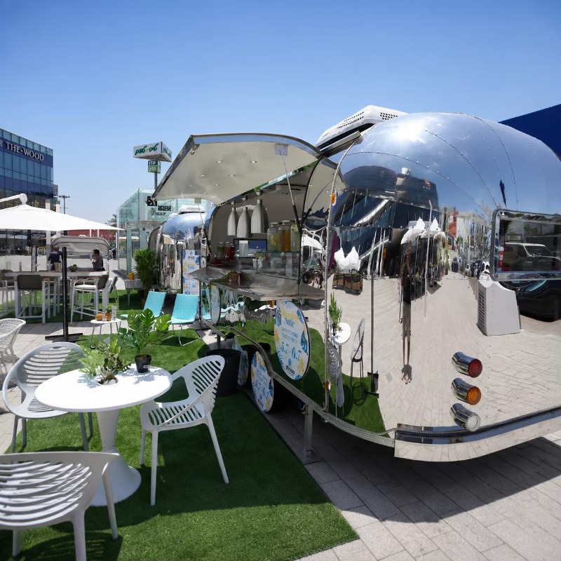 Фудтрак, кофейный прицеп, улич – обзор и цена Coffee Van Equipment